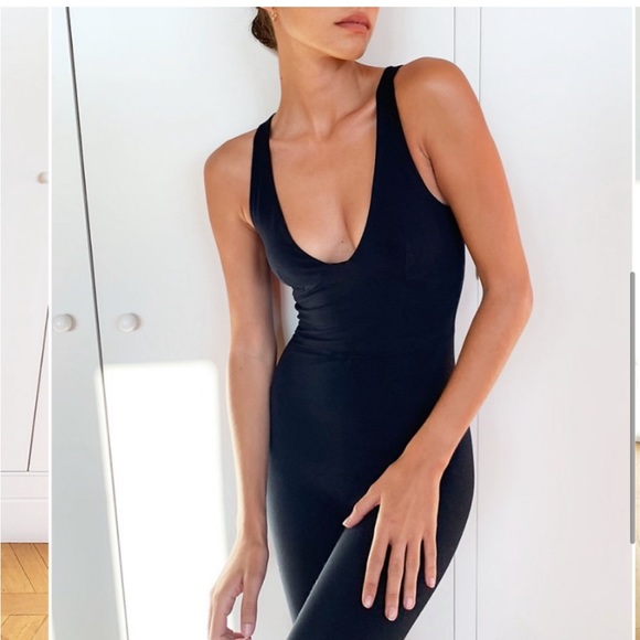 Aritzia Black Jumpsuit - Picture 5 of 10